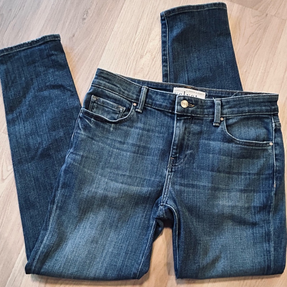 Velvet by Graham & Spencer Jenny Boyfriend Jeans 26 Blue Denim Straight Leg